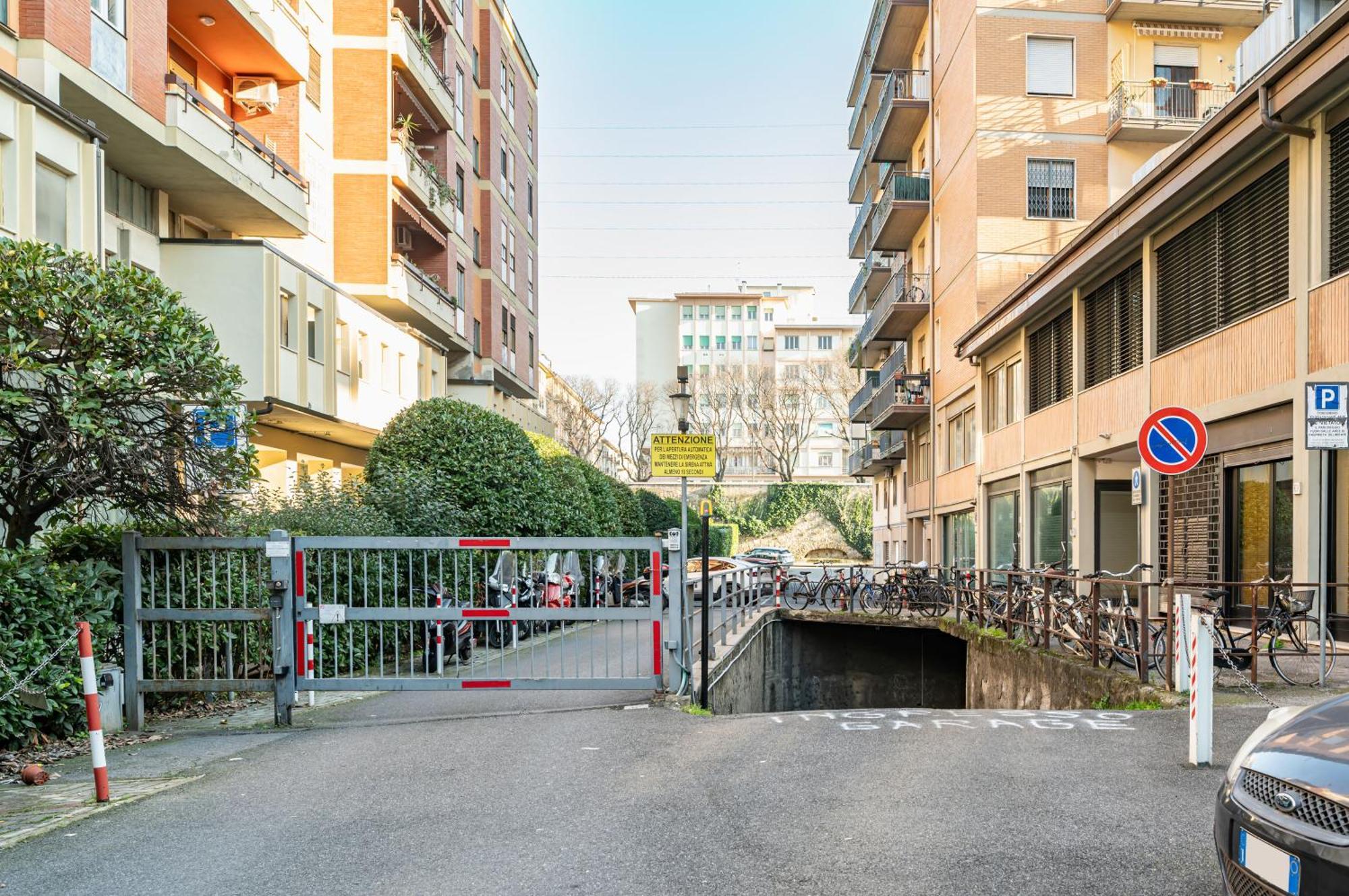 Visarno & University Roomy Flat X6 With Parking Florence Buitenkant foto